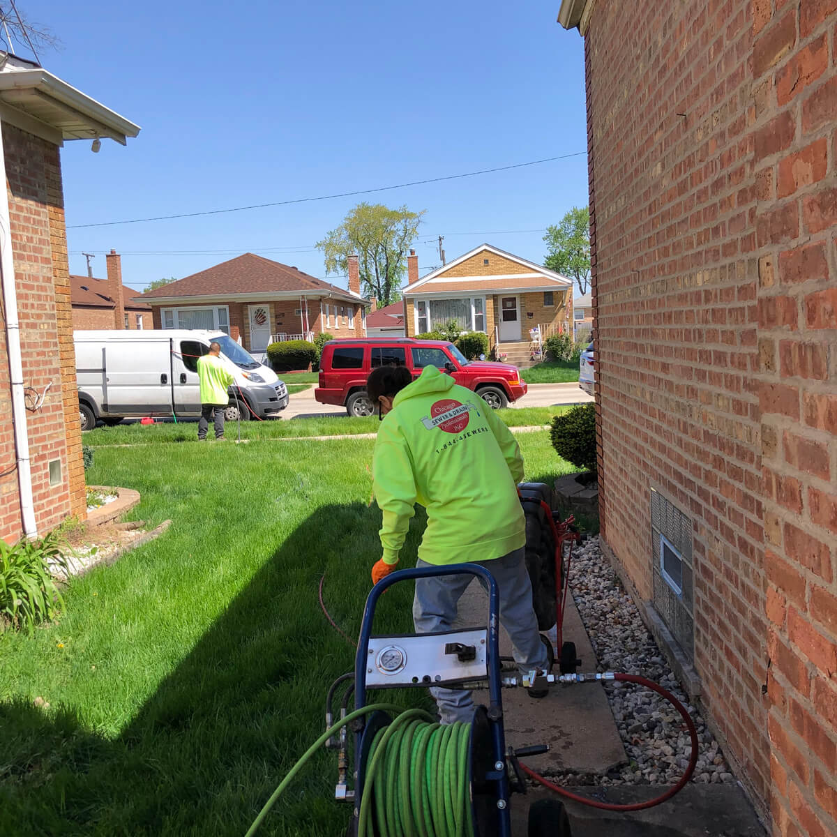 Worker using hydro jet Machine